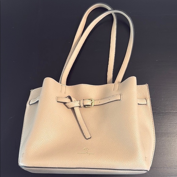 Gorgeous Nanette Lepore Cream faux Leather Bag - Picture 1 of 13